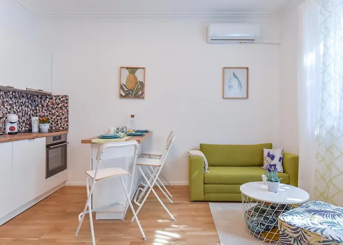 Apartamento Cosy & Renovated 2bd Flat Near Vitoshka By Flat Mаnager